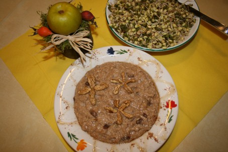 Haferflockenmüsli -  (Foto: Friederike Schmitl - Nicht zur freien Verwendung)