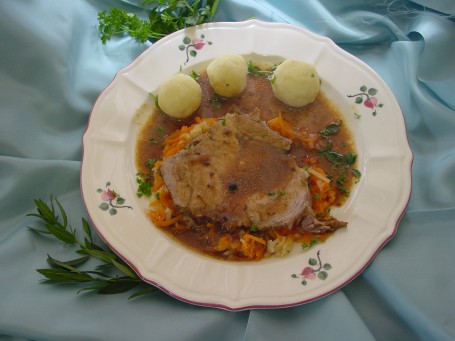 Steirisches Wurzelfleisch - Teller mit steirischem Wurzelfleisch (Foto: Eva Maria Lipp - Nicht zur freien Verwendung)