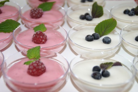 Apfel-Himbeerschaum im Glas -  (Foto: LKOOE/Evelyn Puchner - Nicht zur freien Verwendung)