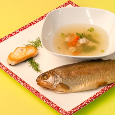 Feine Fischsuppe -  (Foto: Ulrike Matscheko-Altmüller - Nicht zur freien Verwendung)