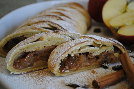 Mürber Apfelstrudel -  (Foto: LKOOE/Evelyn Puchner - Nicht zur freien Verwendung)