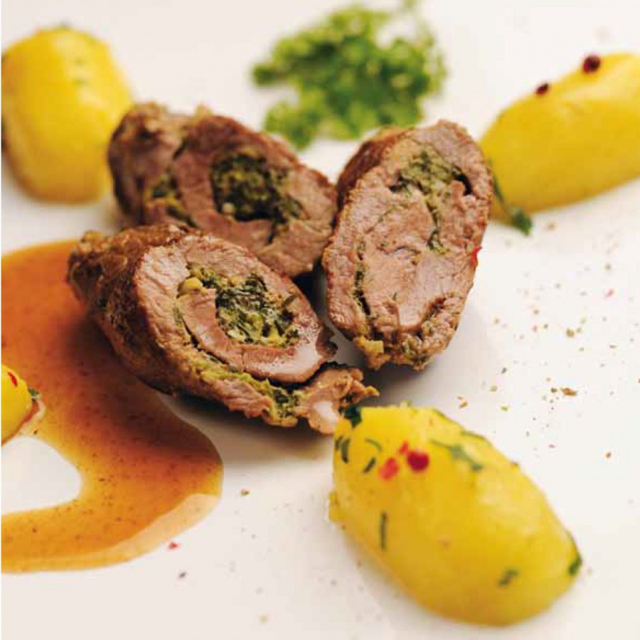 Lammröllchen mit Wildkräuterfülle - Regionale Rezepte