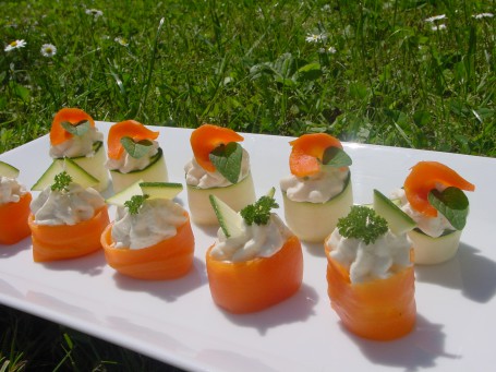 Bunte Karotten- und Zucchinipralinen -  (Foto: Eva Maria Lipp - Nicht zur freien Verwendung)