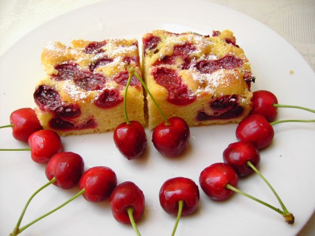 Kirschenkuchen -  (Foto: Maria Thek - Nicht zur freien Verwendung)