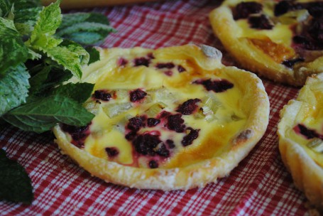 Erdäpfel-Beerentartletts -  (Foto: Maria Schönleitner - Nicht zur freien Verwendung)