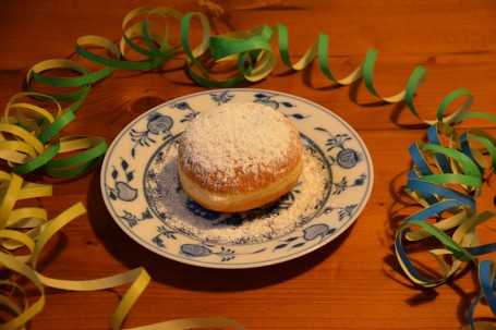 Faschingskrapfen -  (Foto: Lydia Teufl - Nicht zur freien Verwendung)