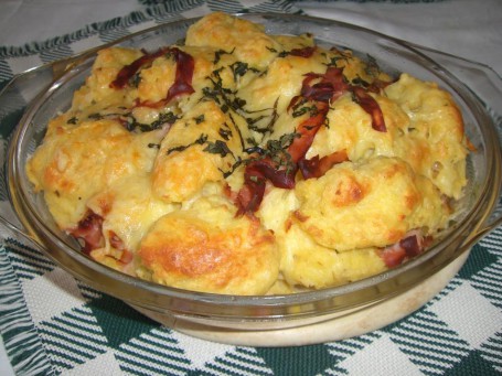 Erdäpfelnockerl mit Schinken und Käse überbacken -  (Foto: Eva Maria Lipp - Nicht zur freien Verwendung)