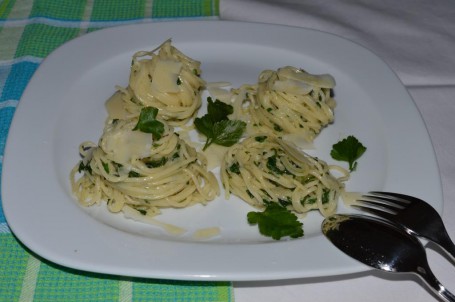 Pasta mit Petersilie -  (Foto: Eva Maria Lipp - Nicht zur freien Verwendung)