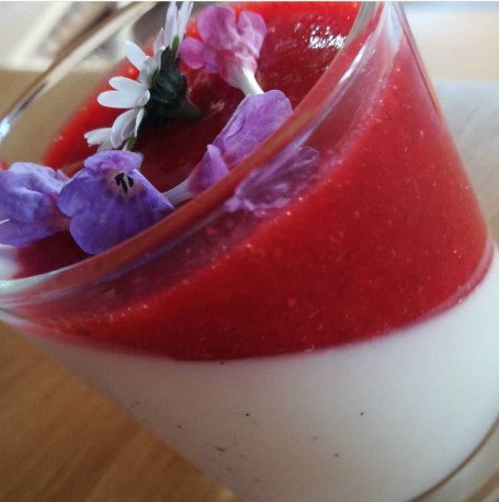 Pannacotta mit Karamellsauce -  (Foto: LK OÖ/Moritz Schneider-Lenz - Nicht zur freien Verwendung)
