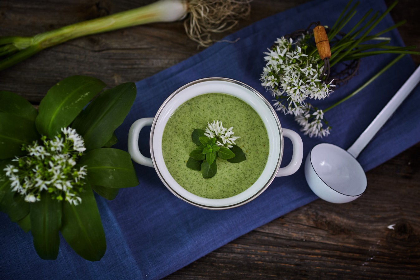 Bärlauch-Spinat-Cremesuppe - Regionale Rezepte